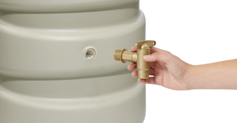 Depósito agua Básico 300 litros Beige Kit de depósito de agua Basico 300  litros color verde y beige [] - 213,35€ 
