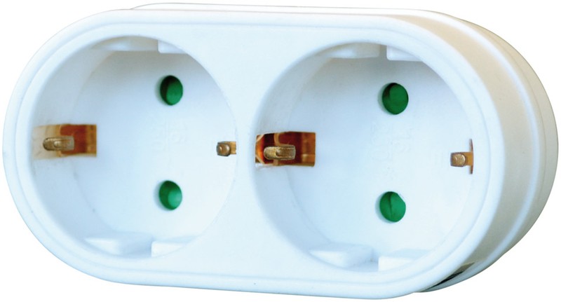 BRENNENSTUHL 1508100 - Enchufe adaptador con interruptor de encendido y 2 +  1 tomas de corriente — Ferretería Luma