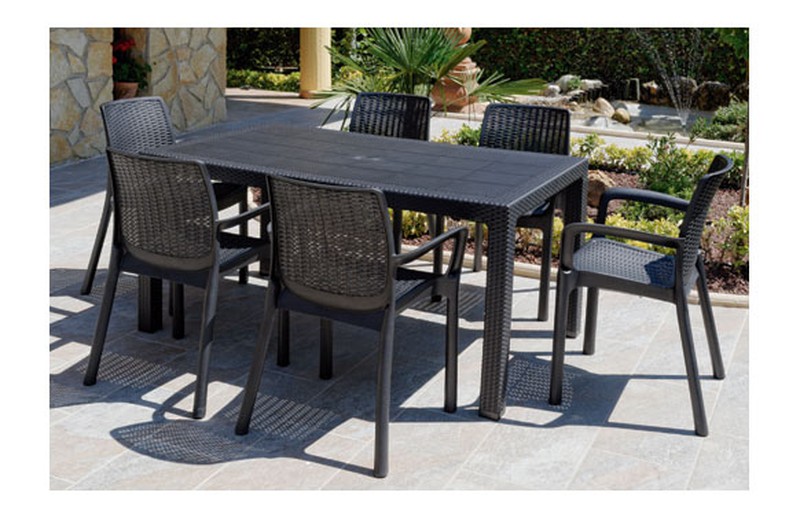 GAIA Home Design - Mesa laqueada + sillas de resina sintética mesa